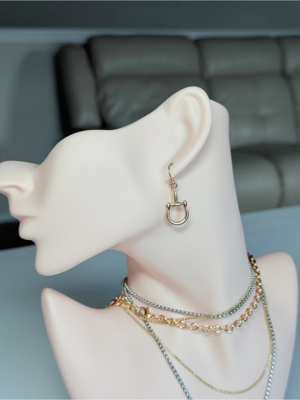 Trendy Gold Dangle Horseshoe Earring - Elegant Women’s Jewelry